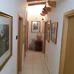 فندق مبيت وإفطار Mola 4*