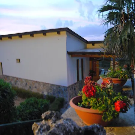 住宿加早餐酒店 莫拉别墅住宿加早餐旅馆 Corbara (Campania)