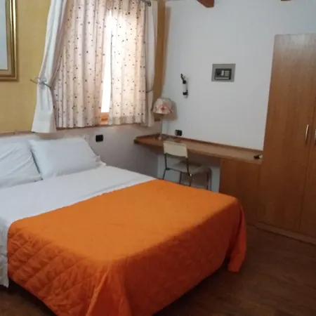 住宿加早餐酒店 莫拉别墅住宿加早餐旅馆