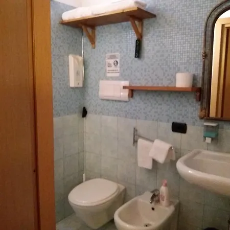 住宿加早餐酒店 莫拉别墅住宿加早餐旅馆 4*