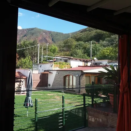 Mola Alojamento de Acomodação e Pequeno-almoço Corbara (Campania)