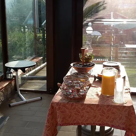 Alojamento de Acomodação e Pequeno-almoço Mola 4*