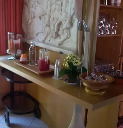 莫拉别墅住宿加早餐旅馆 住宿加早餐酒店 4*