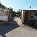 Mola לינה וארוחת בוקר Corbara (Campania)
