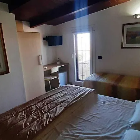 Couette-café Mola Corbara (Campania)
