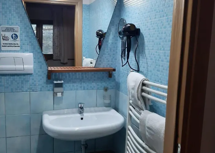 Mola Bed & Breakfast