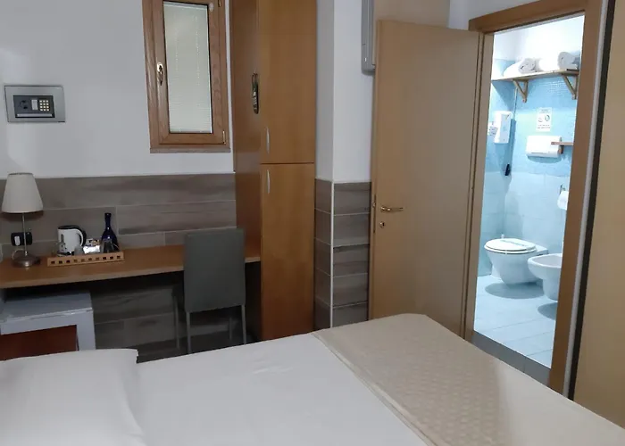 Mola Bed & Breakfast 4*